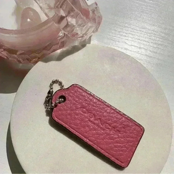 COACH Replacement Hangtag Purse Charm Pink With Silver Chain 100% Authentic - Picture 1 of 3